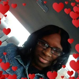 Meet your Posher, Danelle